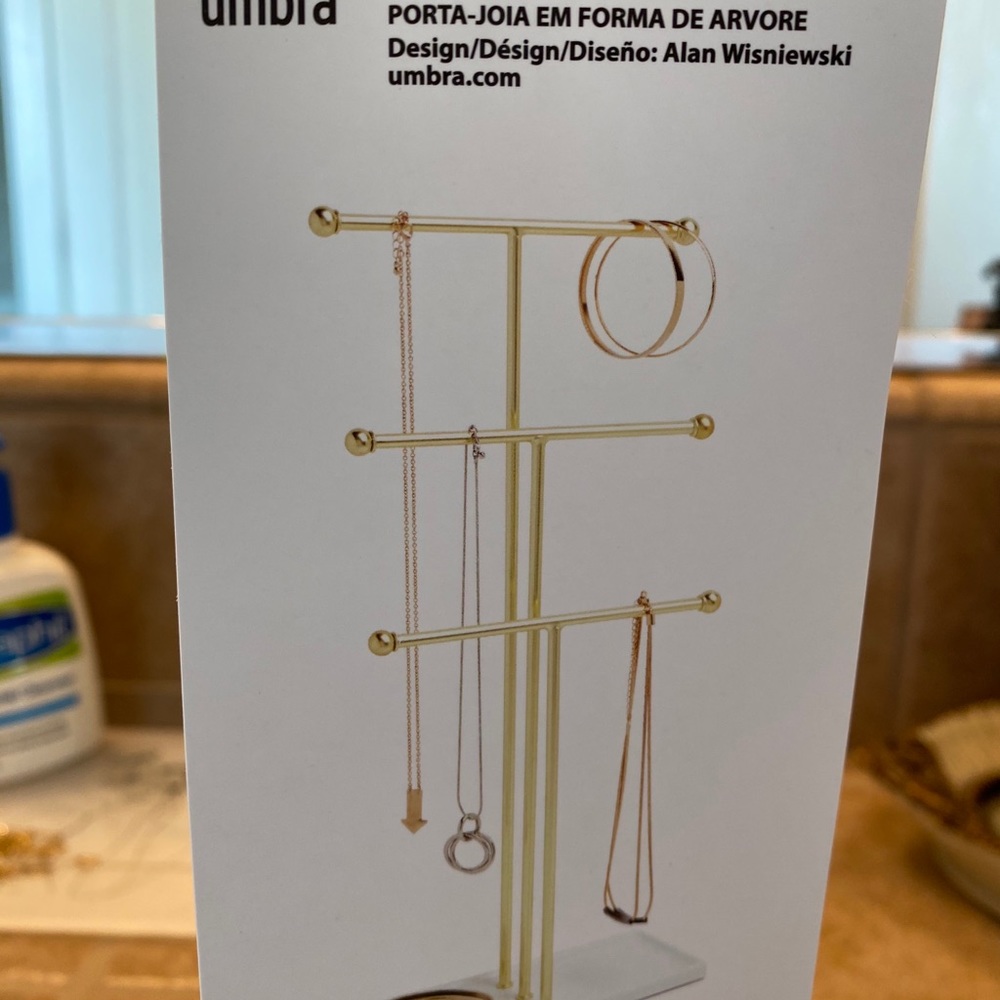 Jewelry holder - Picture 2 of 3